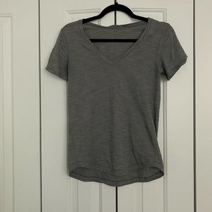 Grey Lululemon t-shirt